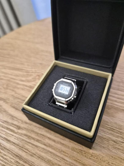 CASIO CRW-001-1JR Digital Men's Watch — Japanese