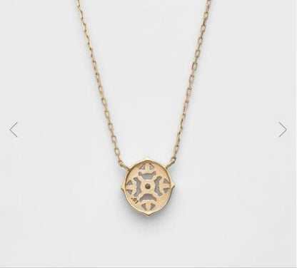 agete K10 gold necklace featuring a 0.01ct diamond pendant on delicate chain