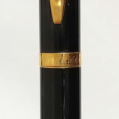 Waterman fountain pen with 18K 750 fine nib in black and gold finish with included box and instruction manual
