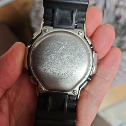 CASIO G-Shock クリスタル装飾 Digital Men's Watch — Japanese