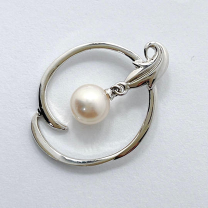 MIKIMOTO Akoya pearl necklace pendant top featuring 6.4mm white pearl set in silver
