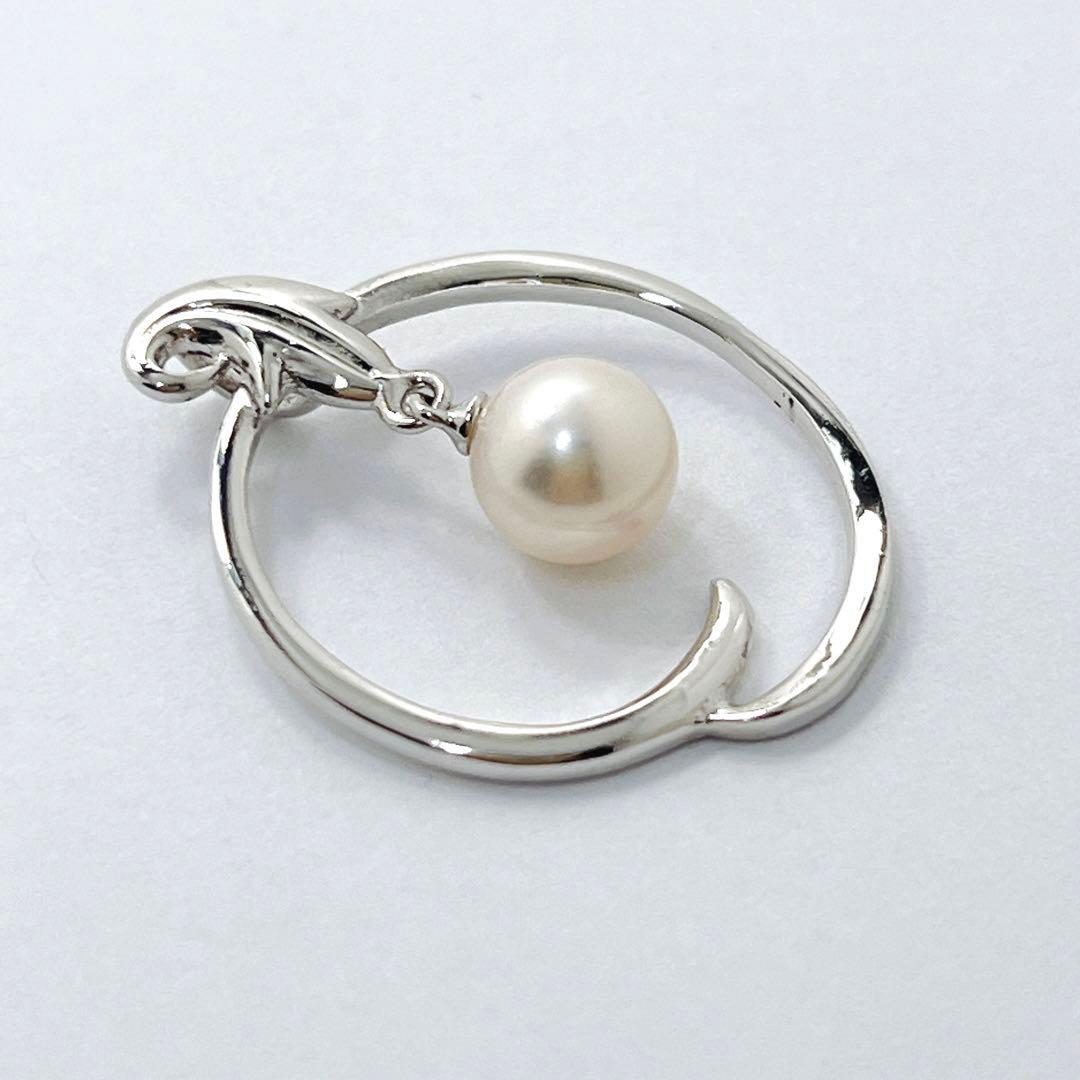 MIKIMOTO Akoya pearl necklace pendant top featuring 6.4mm white pearl set in silver