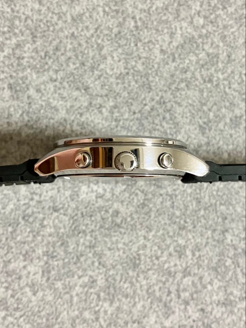 SEIKO SNDC33 Quartz Men's Watch — Japanese