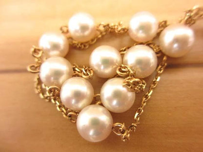Tasaki Pearl Station Necklace in 18K gold featuring 6mm pearls on a 38cm chain