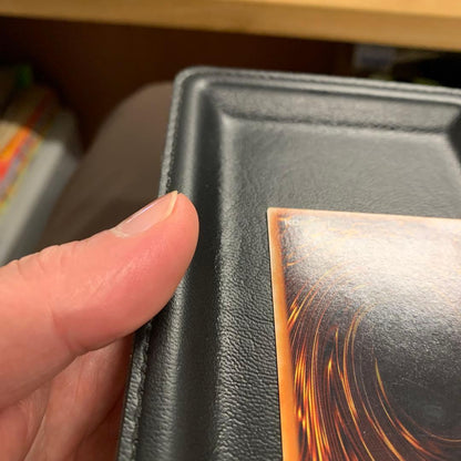 Yu-Gi-Oh Dark Magician Ultra Rare — Japanese