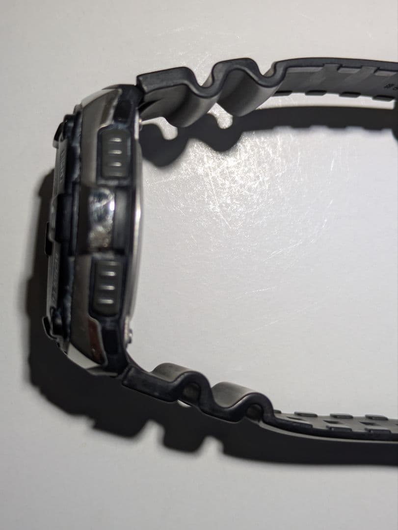 CASIO AQW-101 Quartz Men's Watch — Japanese