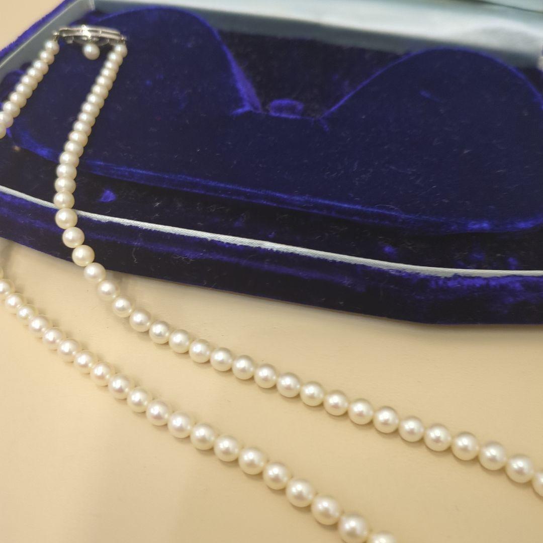 Old Mikimoto genuine pearl necklace with 7mm pearls measuring 38 cm in length