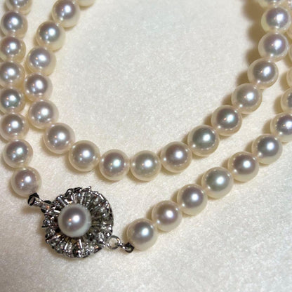 Akoya pearl necklace with 7.0-6.5 mm genuine pearls and silver clasp, 41 cm length