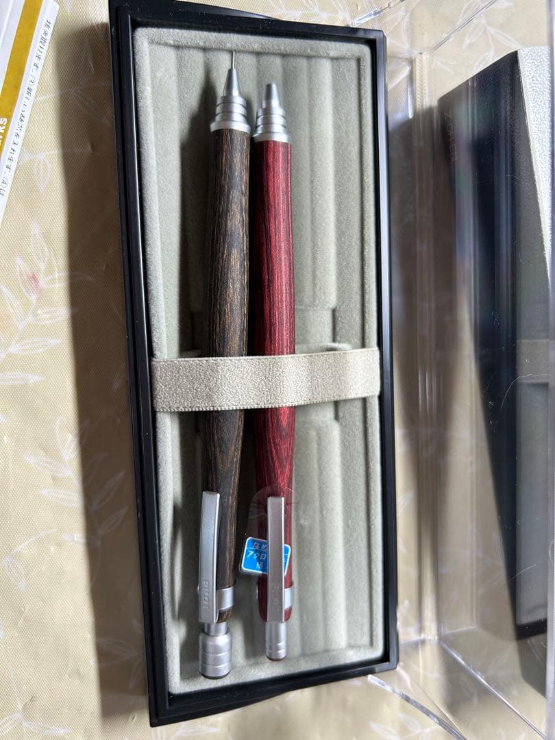 PILOT wooden mechanical pencil and oil-based ballpoint pen set with case included, 2 pieces