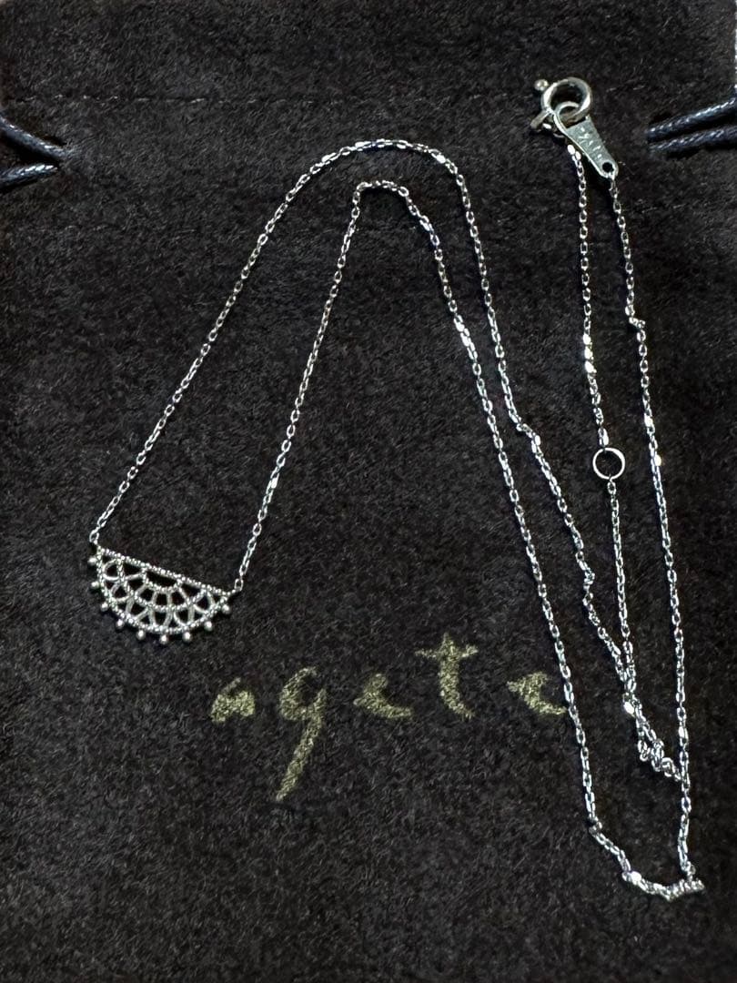 Agete champagne white gold necklace with 40cm length and small motif in K10 gold