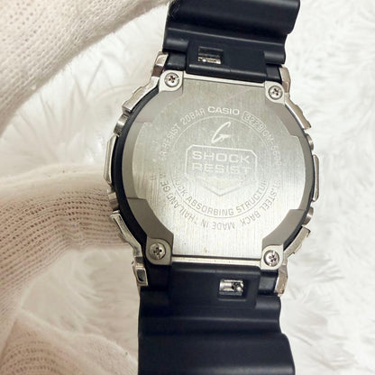 CASIO GM5600-1JF Quartz Men's Watch — Japanese