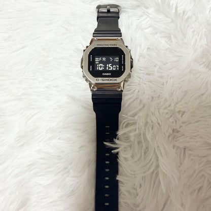 CASIO GM5600-1JF Quartz Men's Watch — Japanese