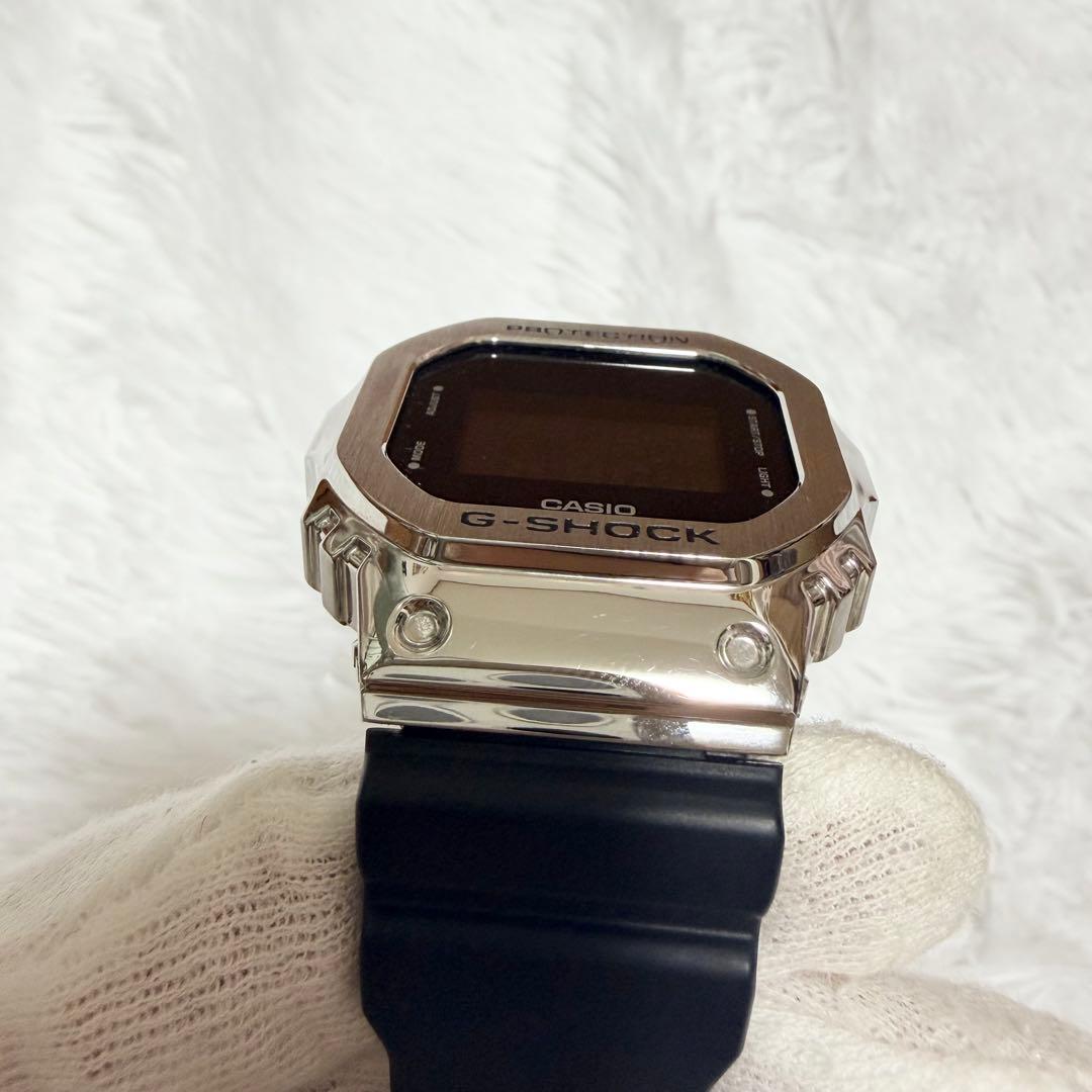 CASIO GM5600-1JF Quartz Men's Watch — Japanese