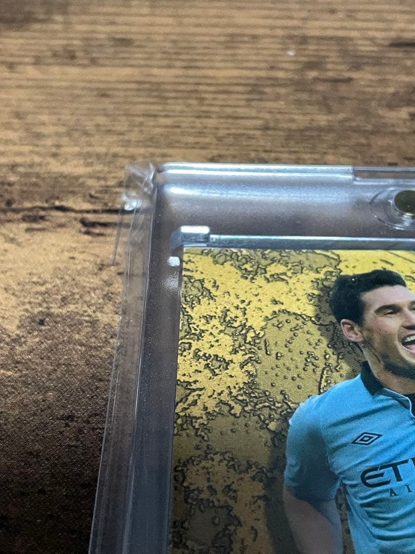 Gareth Barry Autographed Card — Japanese