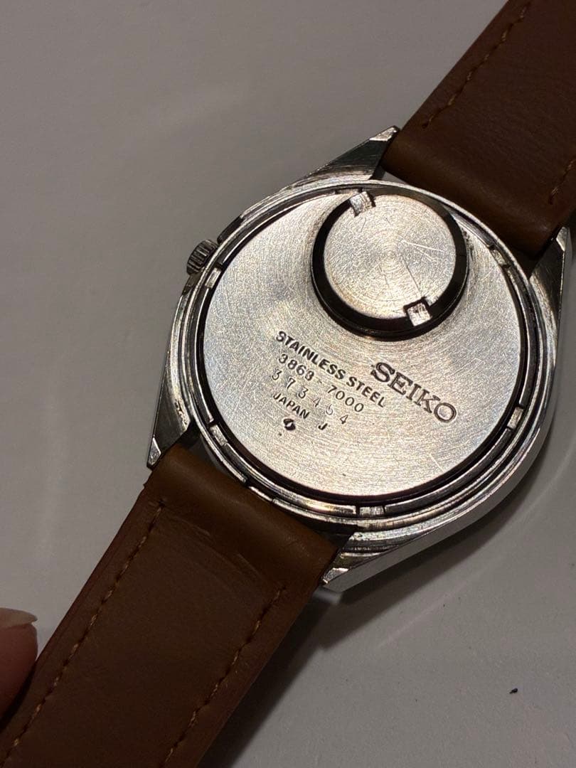 SEIKO QR 38 Quartz Men's Watch — Japanese