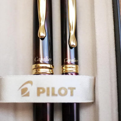 Pilot Old Cavalier fountain pen and oil-based ballpoint pen set with leather case and S.I initials