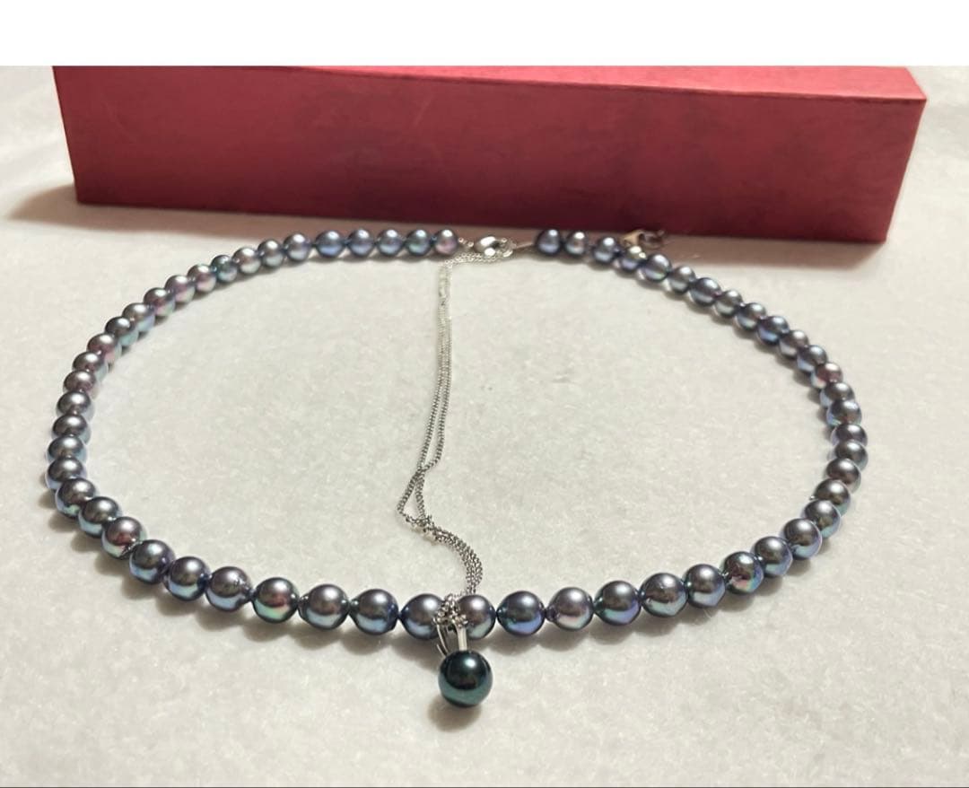 Simple modern black pearl pendant and necklace set with 6 mm pearl and 42 cm chain