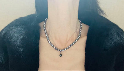 Simple modern black pearl pendant and necklace set with 6 mm pearl and 42 cm chain