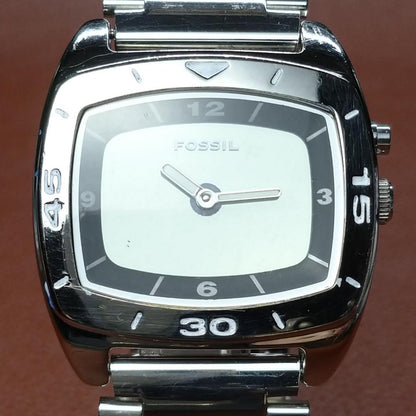 FOSSIL Quartz Men's Watch — Japanese