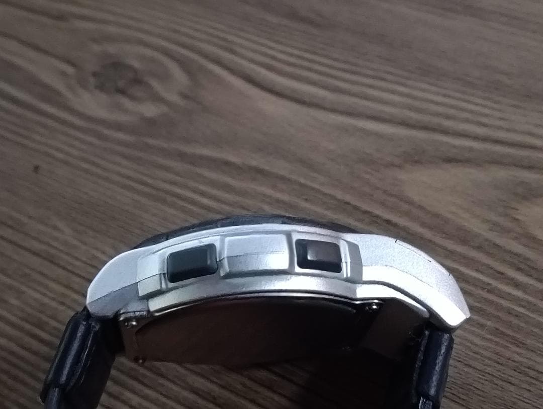 CASIO WVA-100 Digital Men's Watch — Japanese