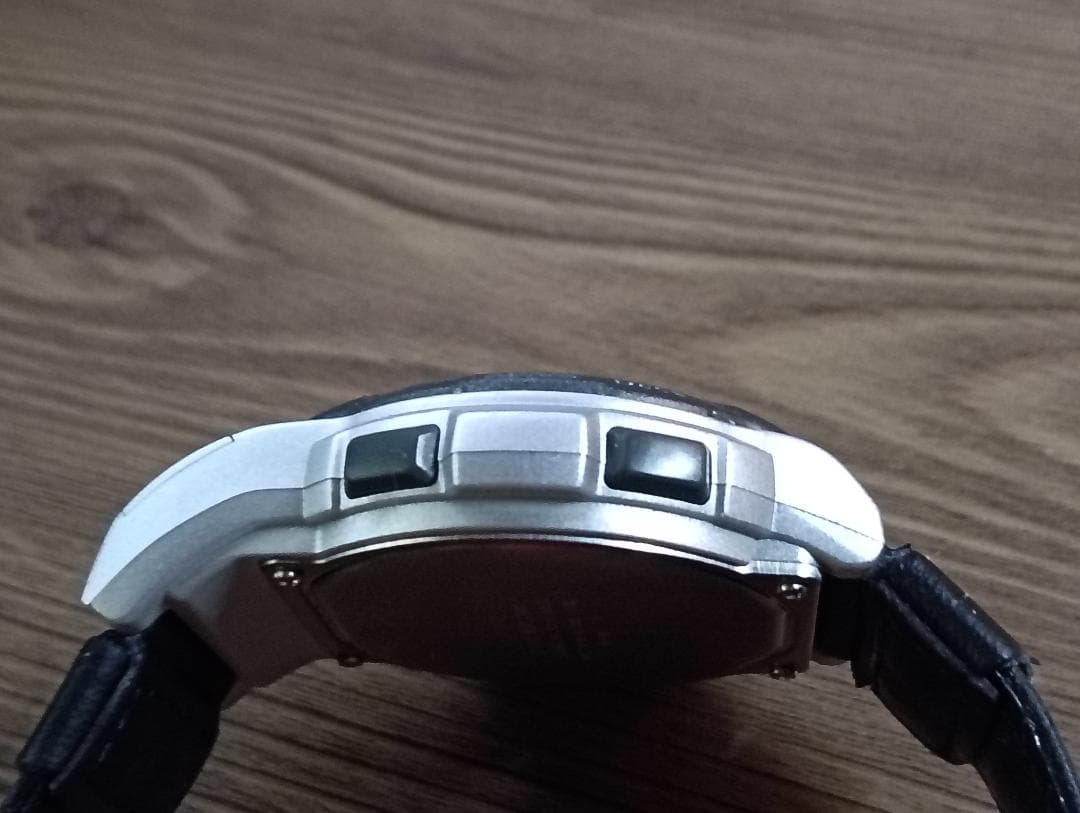 CASIO WVA-100 Digital Men's Watch — Japanese