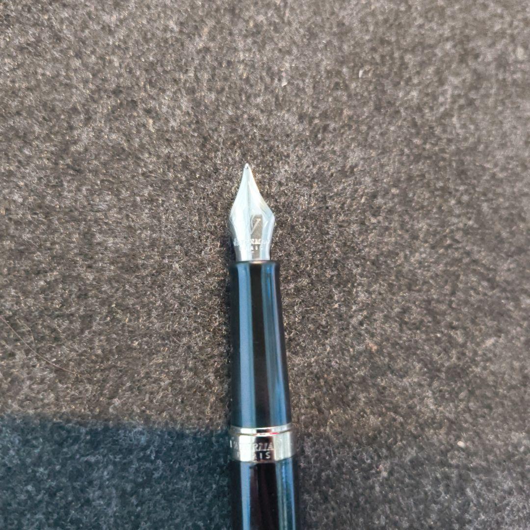 Used Waterman Fountain Pen Onbre E Lumiere F with smooth nib and clean body