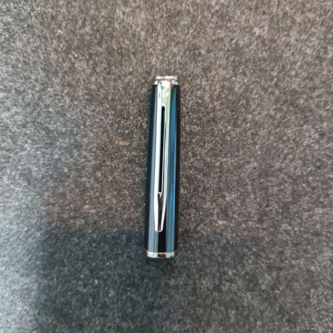 Used Waterman Fountain Pen Onbre E Lumiere F with smooth nib and clean body