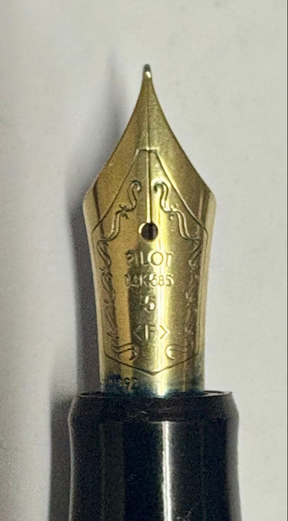 PILOT CUSTOM74 fountain pen with 14K 585 fine nib and sleek black body, 14.2 cm long