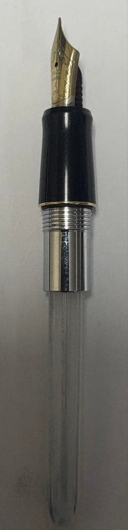PILOT CUSTOM74 fountain pen with 14K 585 fine nib and sleek black body, 14.2 cm long