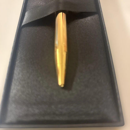 Luxury Card Cross gold ballpoint pen with LC logo on a white background