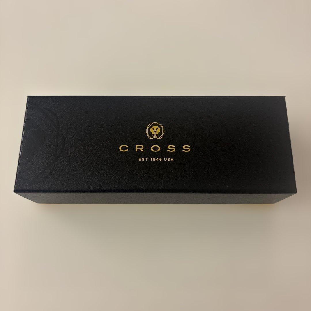 Luxury Card Cross gold ballpoint pen with LC logo on a white background