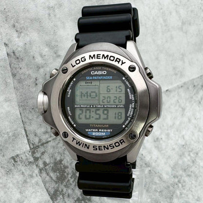 CASIO SPF-100 Quartz Men's Watch — Japanese