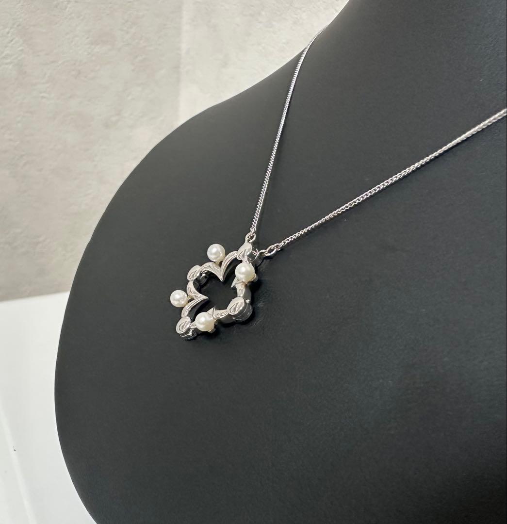 TASAKI Akoya baby pearl necklace with silver clover motif pendant and adjustable chain