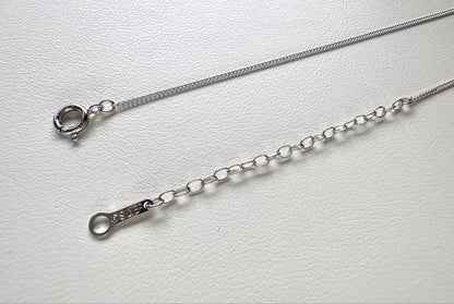 TASAKI Akoya baby pearl necklace with silver clover motif pendant and adjustable chain