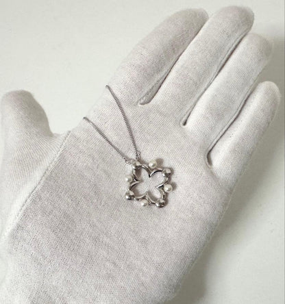 TASAKI Akoya baby pearl necklace with silver clover motif pendant and adjustable chain