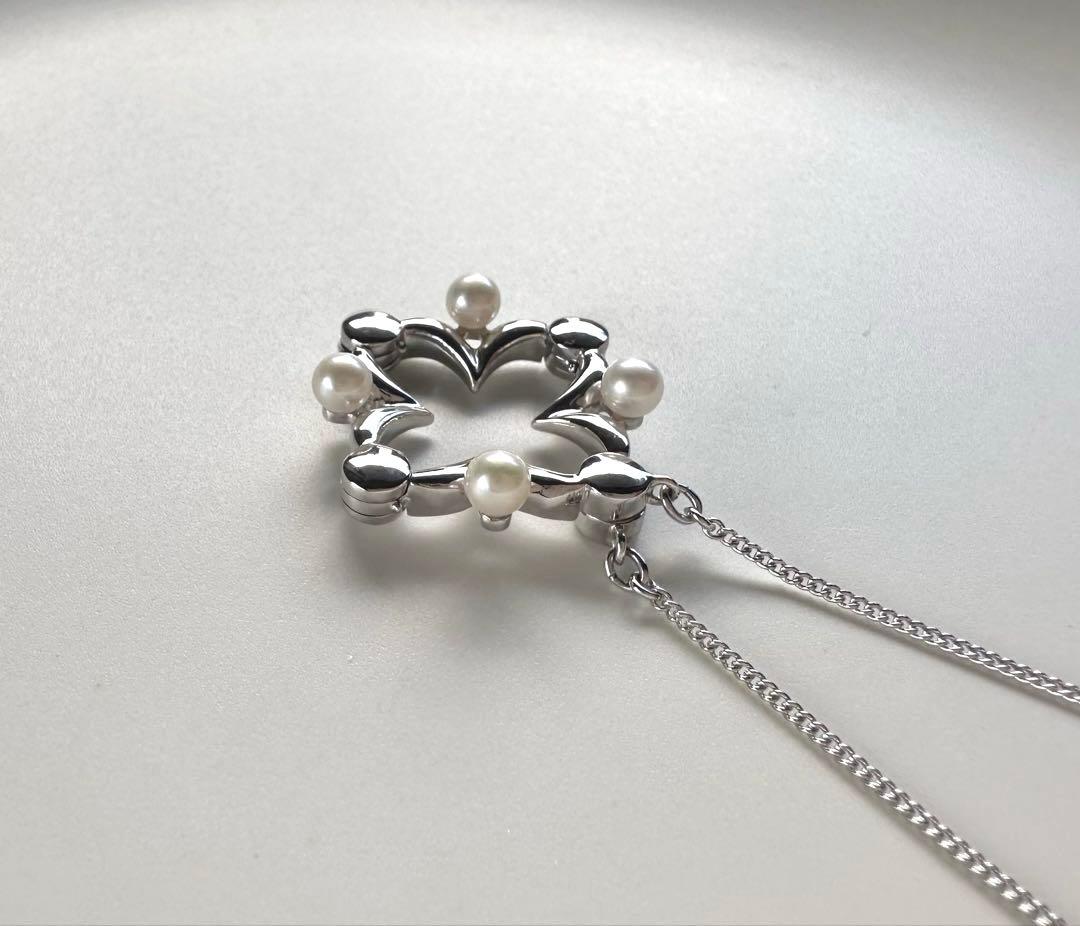 TASAKI Akoya baby pearl necklace with silver clover motif pendant and adjustable chain