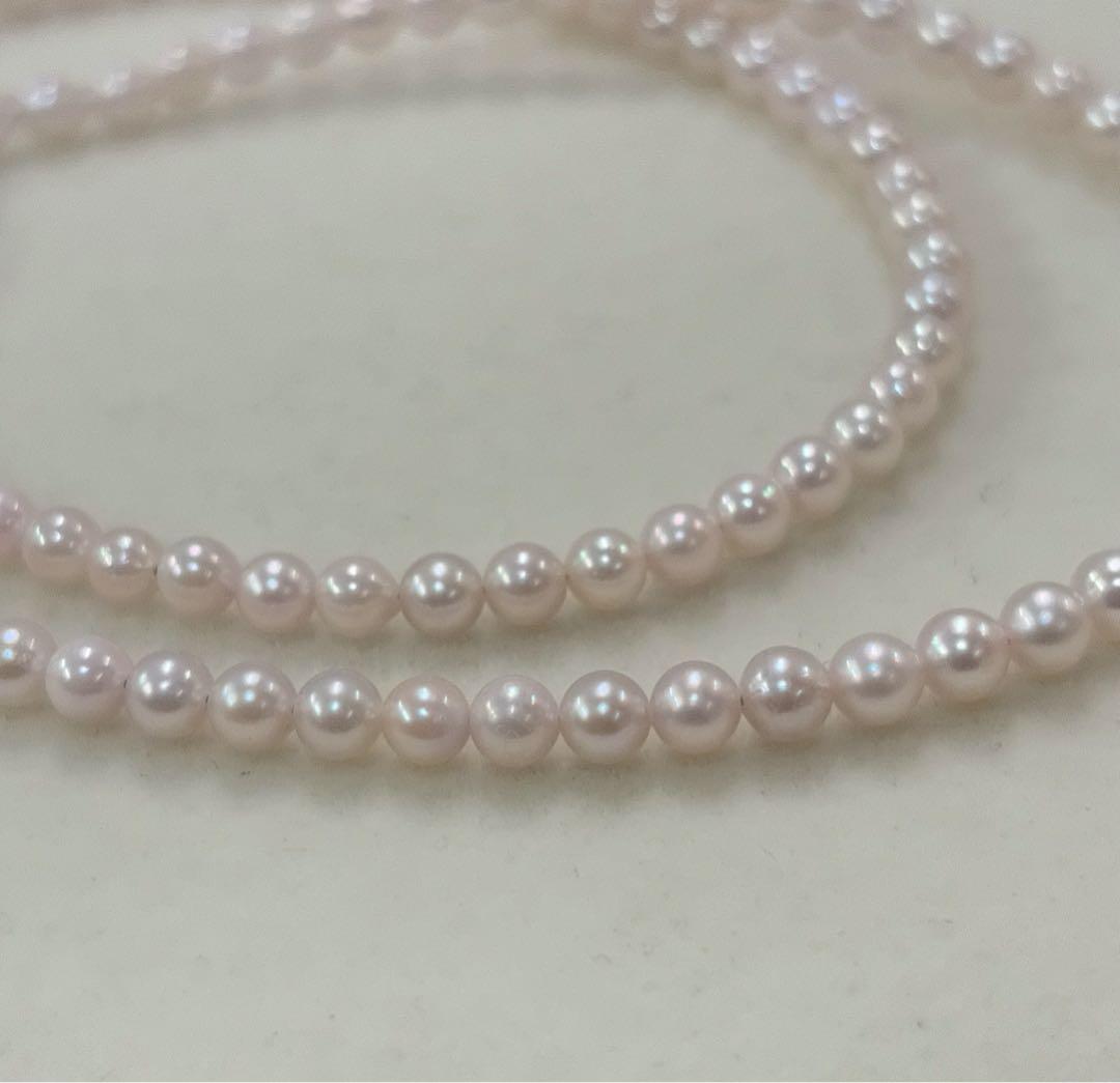 Akoya pearl necklace with 3.5-4mm pearls, 43cm length, stamped 925, displayed on white background