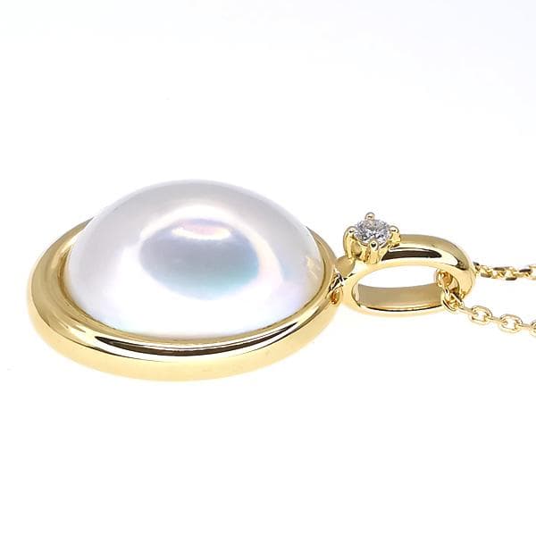 TASAKI K18 yellow gold necklace with a Mabe pearl pendant and small diamond accents on a 45cm chain