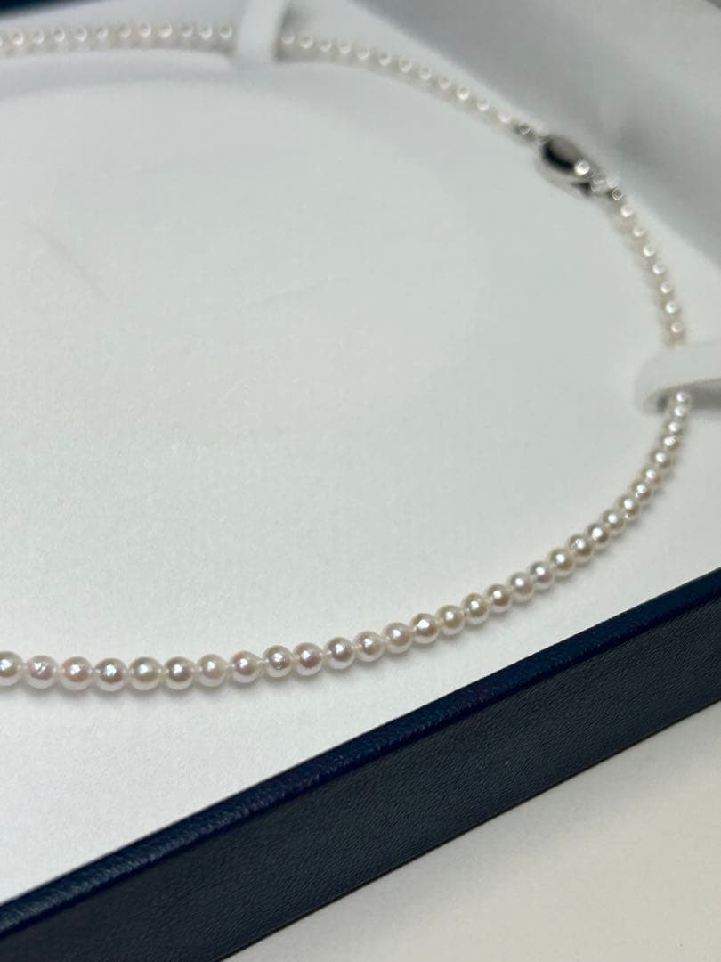 Akoya pearl baby pearl necklace with 3.0-3.5mm white pearls on silver and gold SV925 chain 42cm long