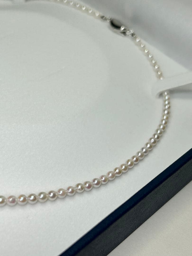 Akoya pearl baby pearl necklace with 3.0-3.5mm white pearls on silver and gold SV925 chain 42cm long