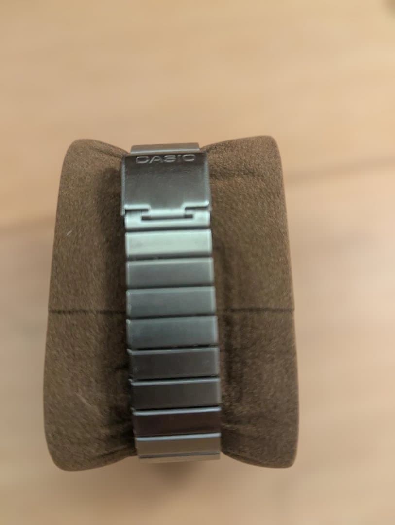 CASIO DW-5600E Digital Men's Watch — Japanese