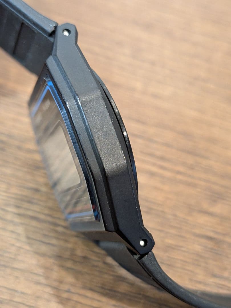 CASIO F-28W Digital Men's Watch — Japanese