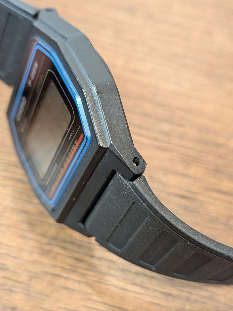 CASIO F-28W Digital Men's Watch — Japanese