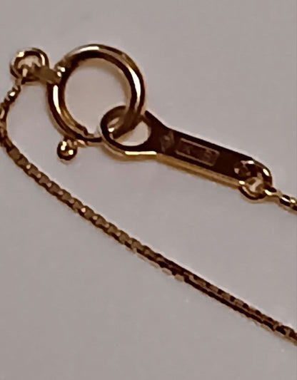 K18 Akoya Pearl Necklace with simple pearl design and hook clasp on a white background