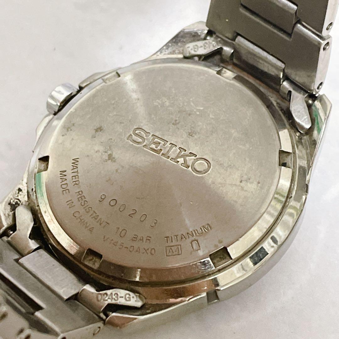SEIKO V145-0AX0 Quartz Men's Watch — Japanese