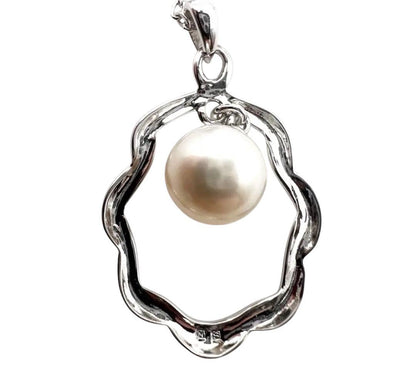 MIKIMOTO silver pendant necklace with 7mm bead, 1.8 cm by 2.5 cm pendant, 39.5 cm chain length