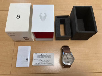 NIXON PRIVATE SILVER/BROWN Quartz Men's Watch — Japanese