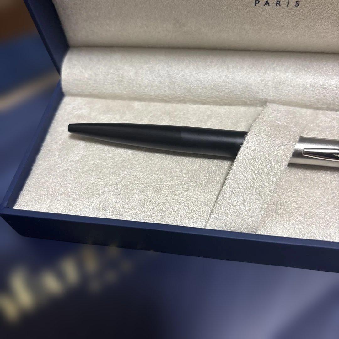 Black WATERMAN Ballpoint Pen with gift box, new condition
