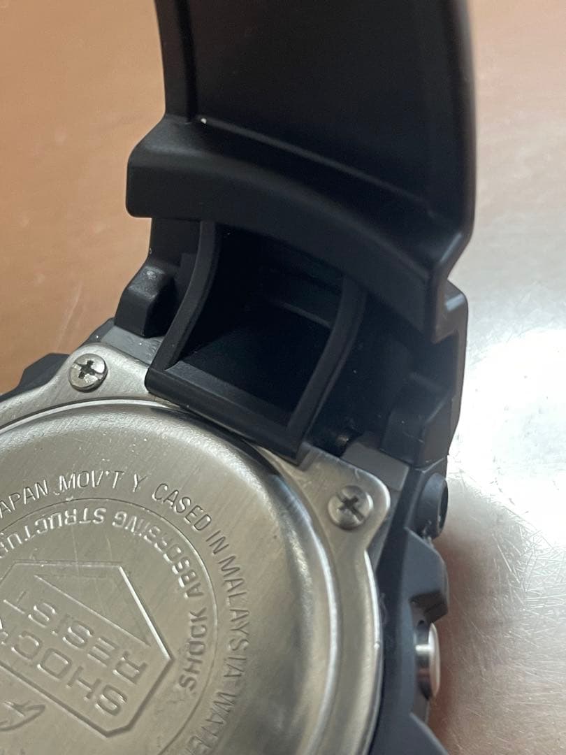CASIO G-100 Quartz Men's Watch — Japanese