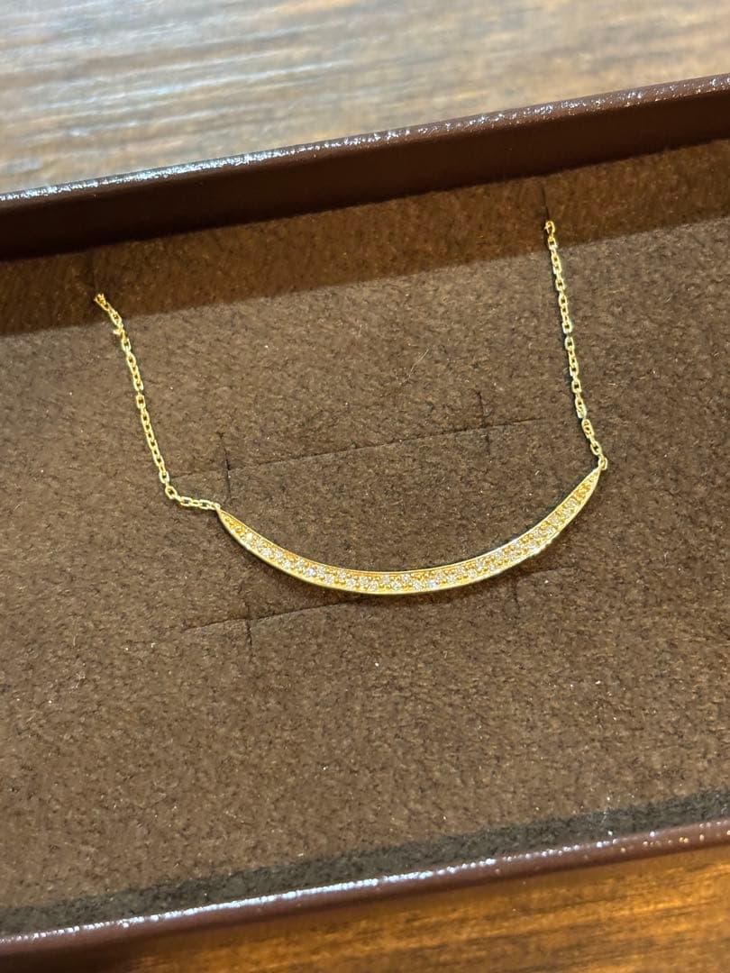 agete K18 18-karat gold diamond necklace in gold color with certificate